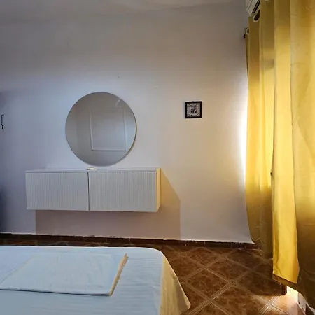 펜션 Hospitality Velipojë